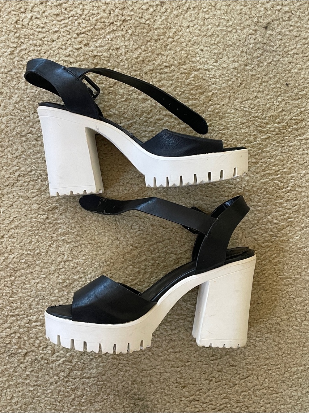 Forever 21 Black and White Chunky Platform Heels